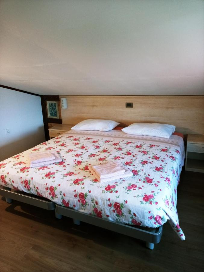 Apartments Pomjan Pogled Na Gore Εξωτερικό φωτογραφία