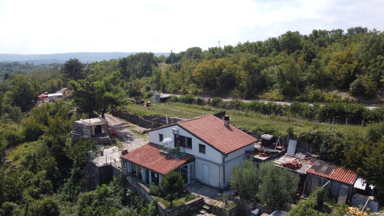 Apartments Pomjan Pogled Na Gore Εξωτερικό φωτογραφία