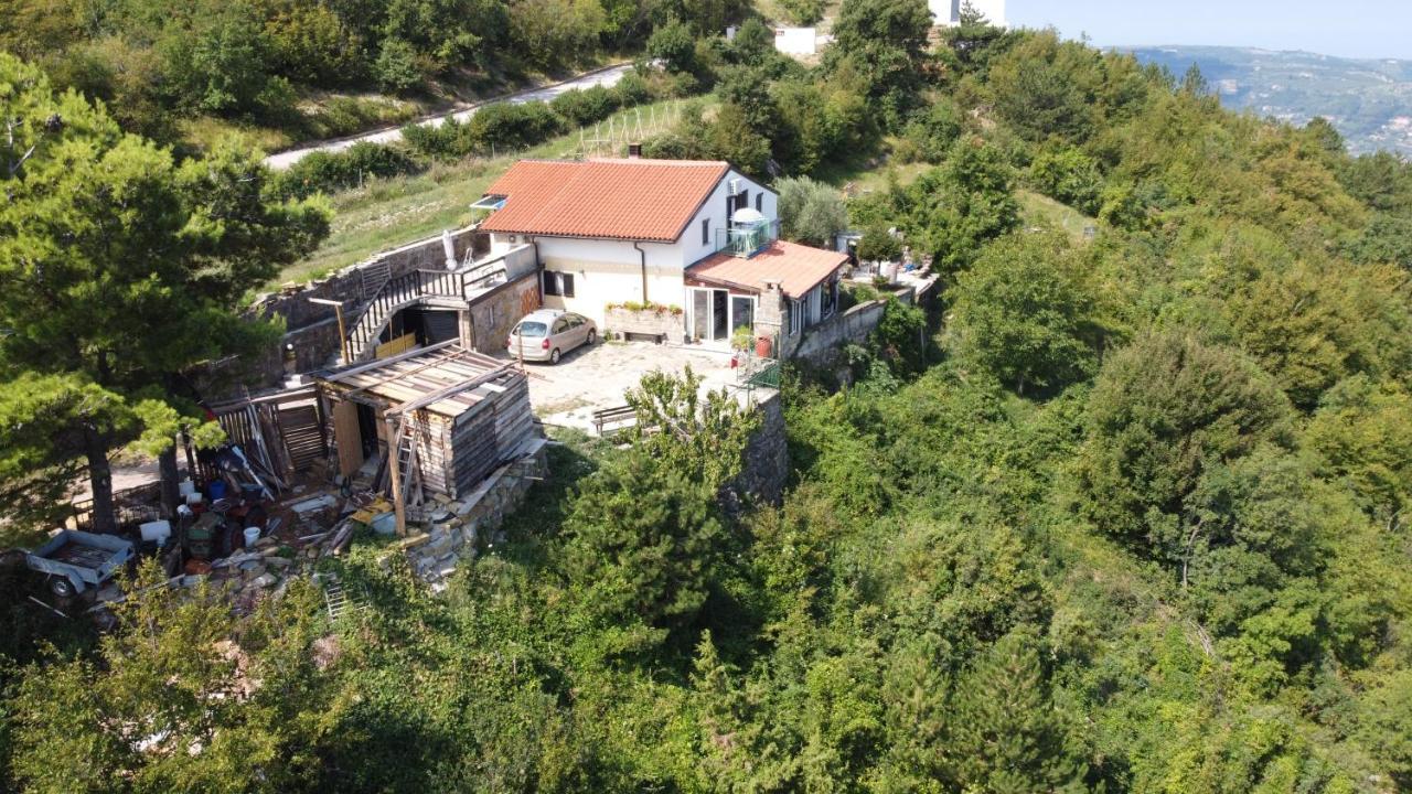 Apartments Pomjan Pogled Na Gore Εξωτερικό φωτογραφία